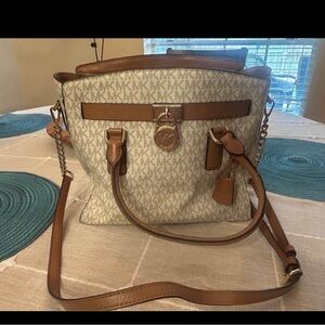 Michael Kors purse